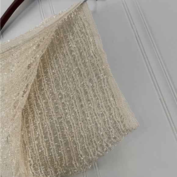 NEW Fishnet Fringe Shawl - Picture 2 of 7